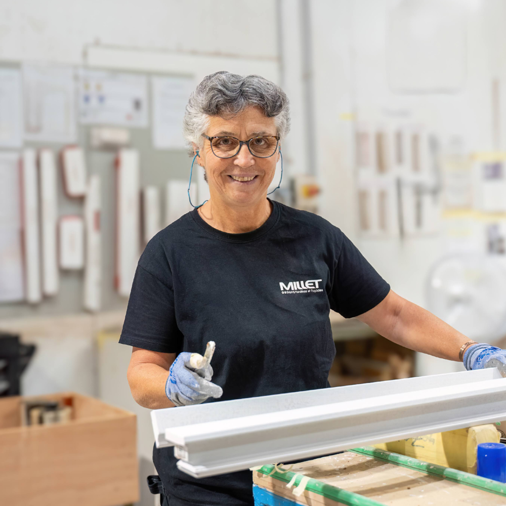 photo-salarie-salariee-groupe-millet-emploi-usine-menuiserie-bureau4